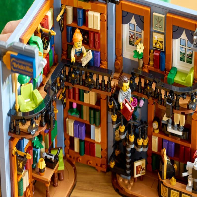 Lego 11379 Icons Bookshop: Book Nook (1690 pcs)