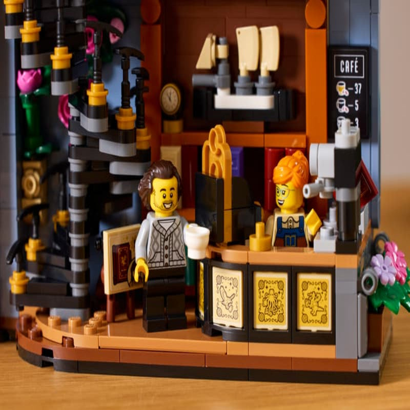 Lego 11379 Icons Bookshop: Book Nook (1690 pcs)