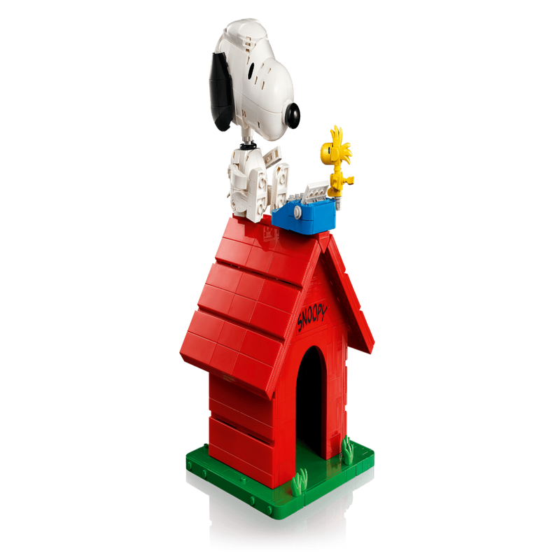 Lego 21368 Ideas Peanuts: Snoopy's Doghouse (964 Pieces)