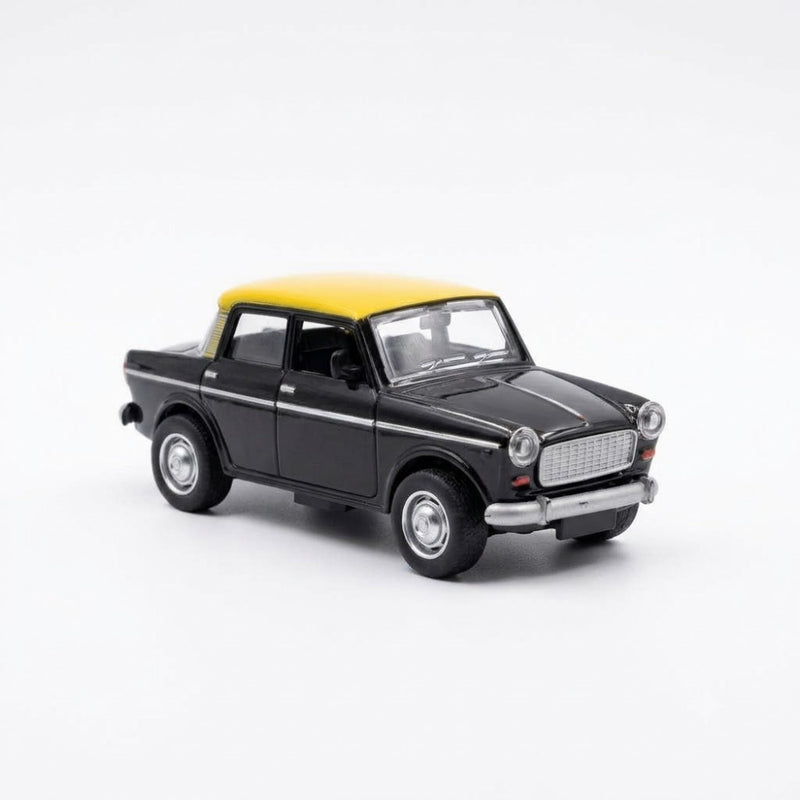 Funskool Classic Premier Padmini and FIAT 1100 Manual Plastic Model Cars