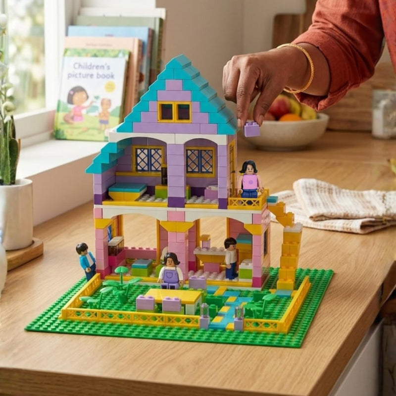 Aiko Princess Villa Imagine Build Play - 610 Blocks