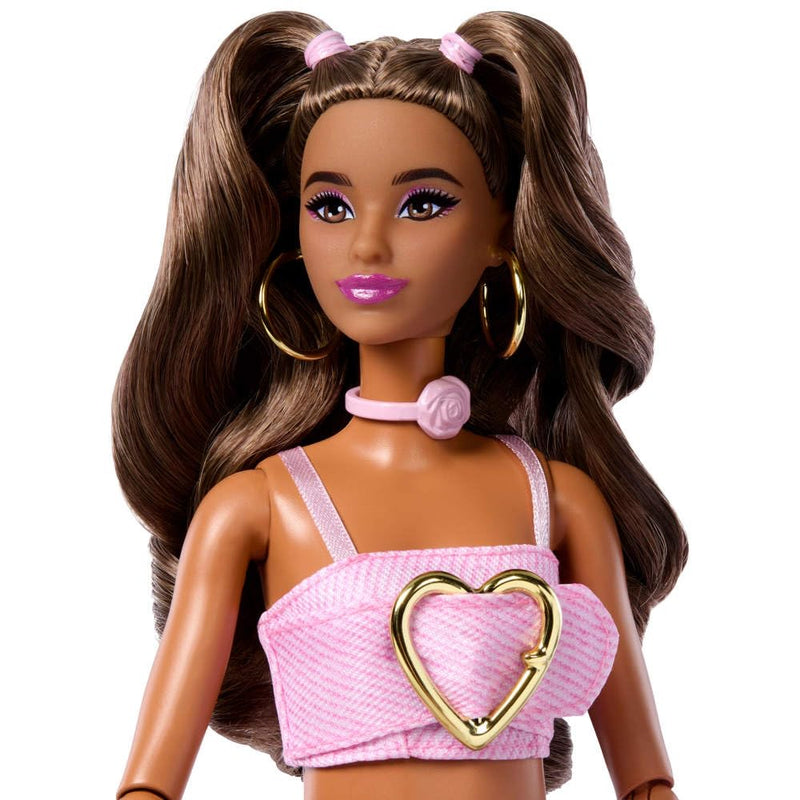 Barbie Deluxe Style Fashion Doll