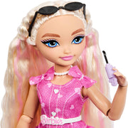 Barbie Dream Besties Malibu” Fashion Doll & Accessories