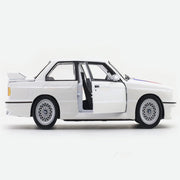 Bburago 1988 BMW 3 Series M3 E30 White 1:24 Bburago with Acrylic Case Licensed Diecast Scale Model Car Collectible