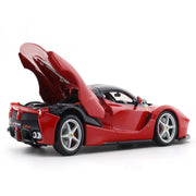 Bburago Ferrari LaFerrari red with Acrylic Case 1:24 Bburago licensed diecast Scale Model car collectible