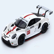 Bburago Porsche 911 RSR White 1:24 Bburago licensed diecast Scale Model car