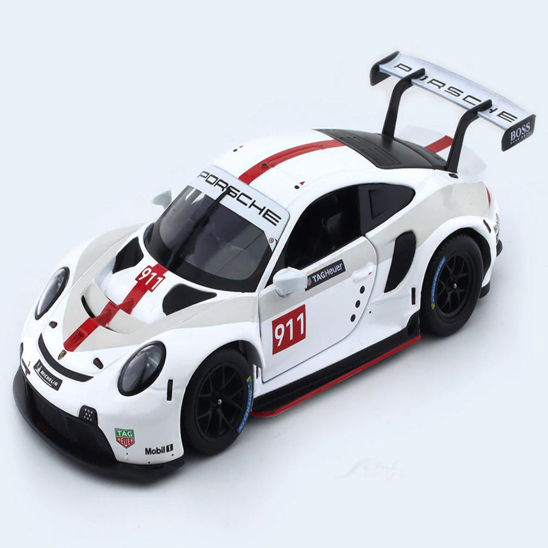 Bburago Porsche 911 RSR White 1:24 Bburago licensed diecast Scale Model car
