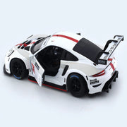 Bburago Porsche 911 RSR White 1:24 Bburago licensed diecast Scale Model car