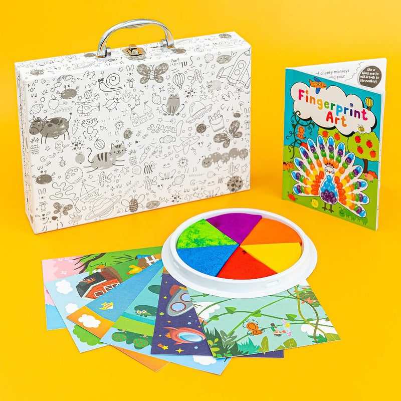 Colour & Carry Activity Case Kit