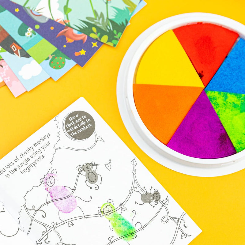 Colour & Carry Activity Case Kit