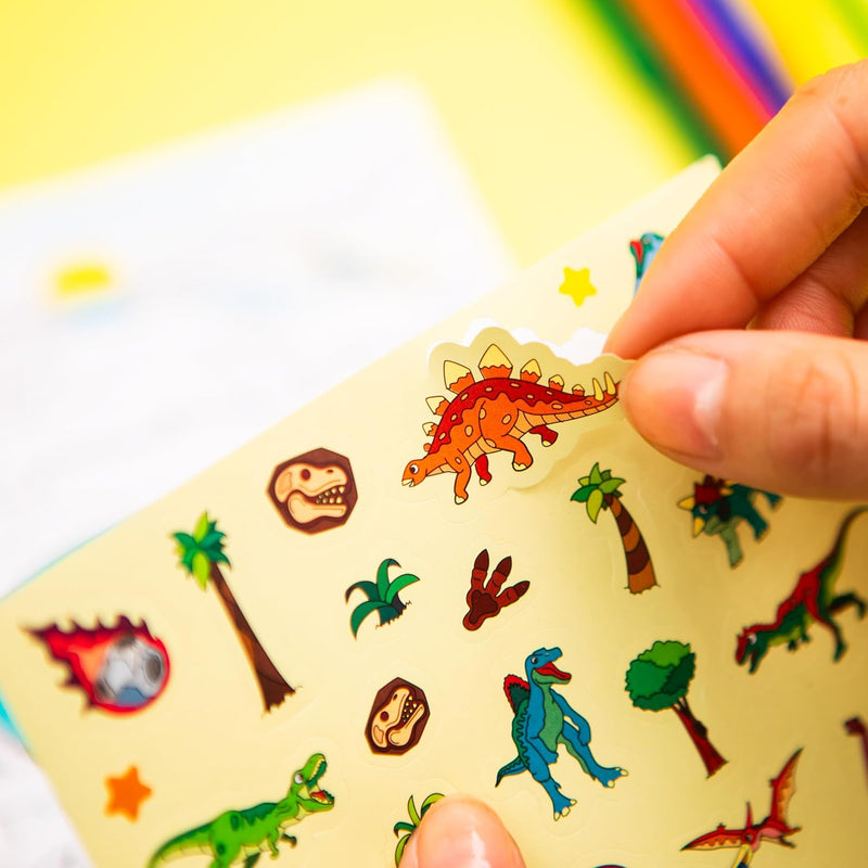 Colour & Carry Activity Tin