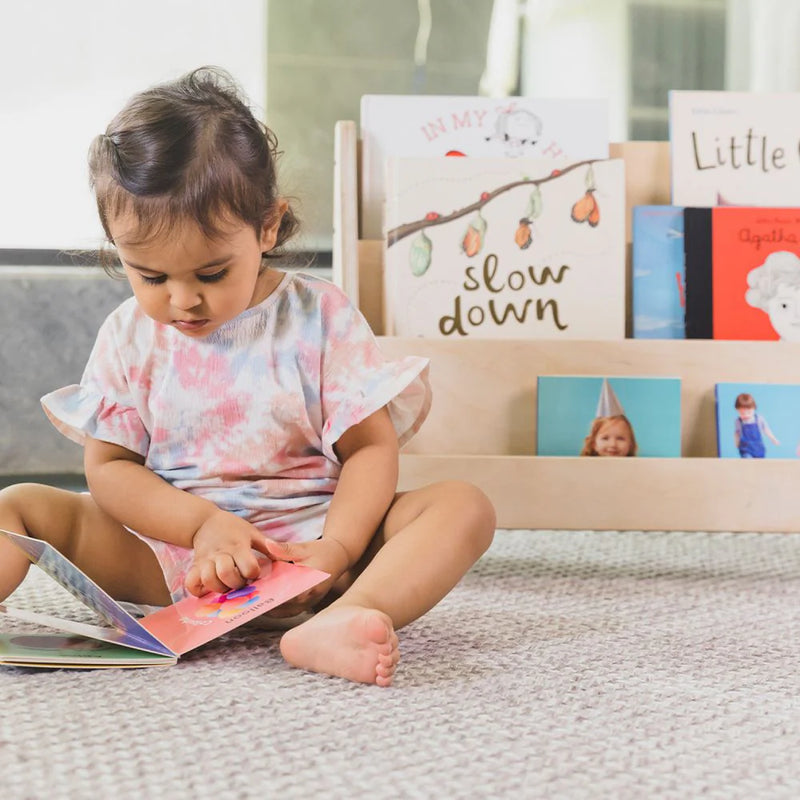 Curious Cub Montessori Bookshelf for Kids