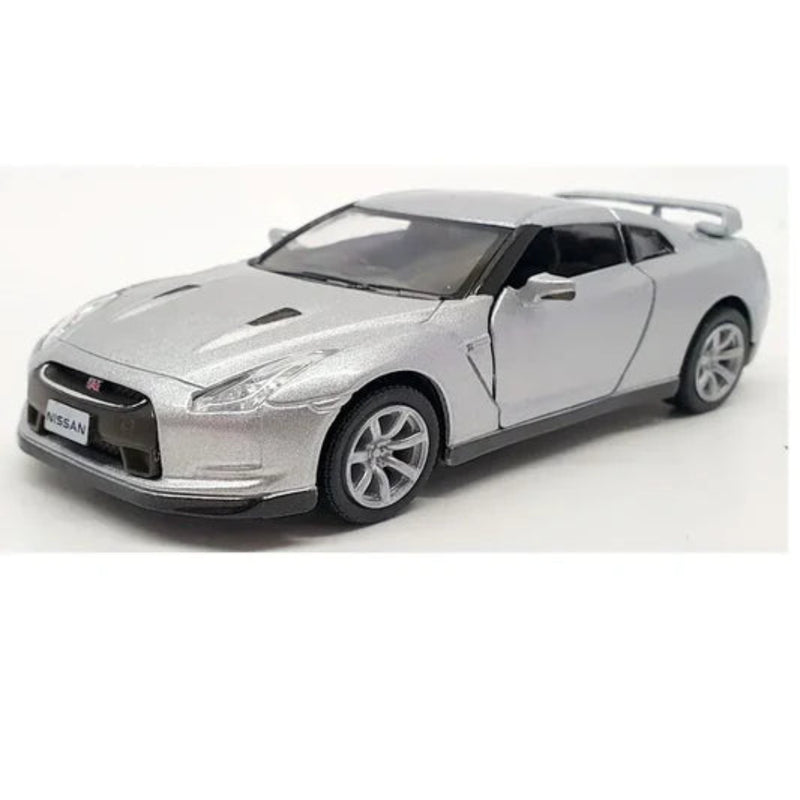 Kinsmart Nissan GT-R R35 – 1:36 Scale Die-Cast Car