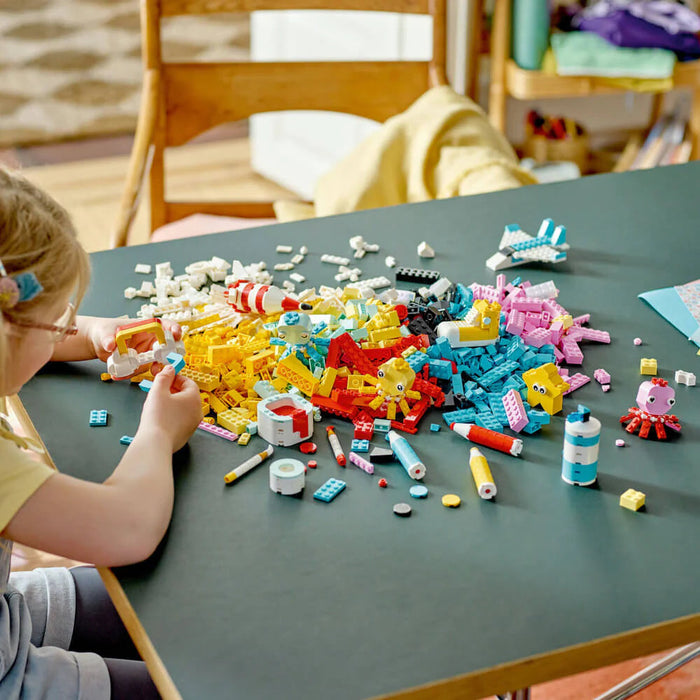 LEGO 11032 Classic Creative Color Fun (1500 Pieces) — Toycra