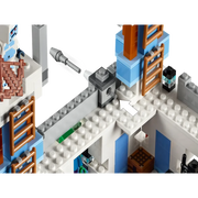 LEGO 21186 Minecraft The Ice Castle - 499 Pieces