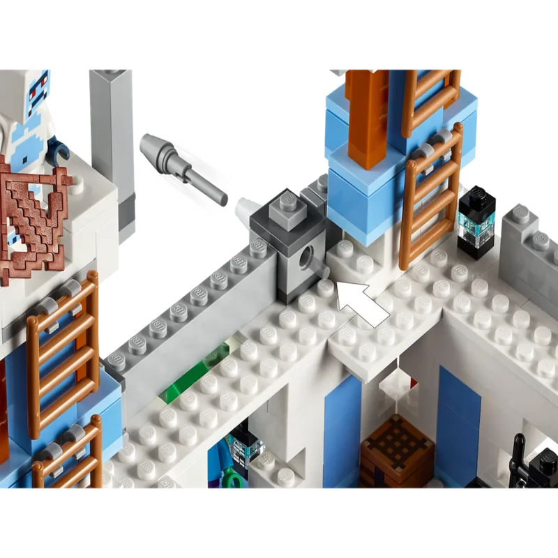 LEGO 21186 Minecraft The Ice Castle - 499 Pieces