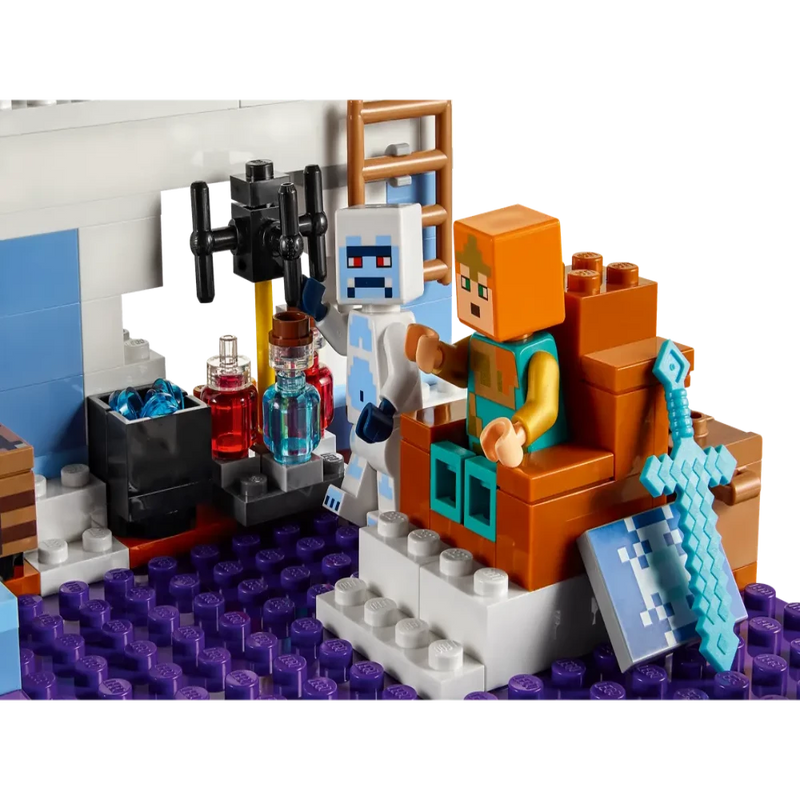 LEGO 21186 Minecraft The Ice Castle - 499 Pieces