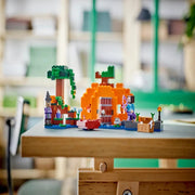 LEGO 21248 Minecraft The Pumpkin Farm