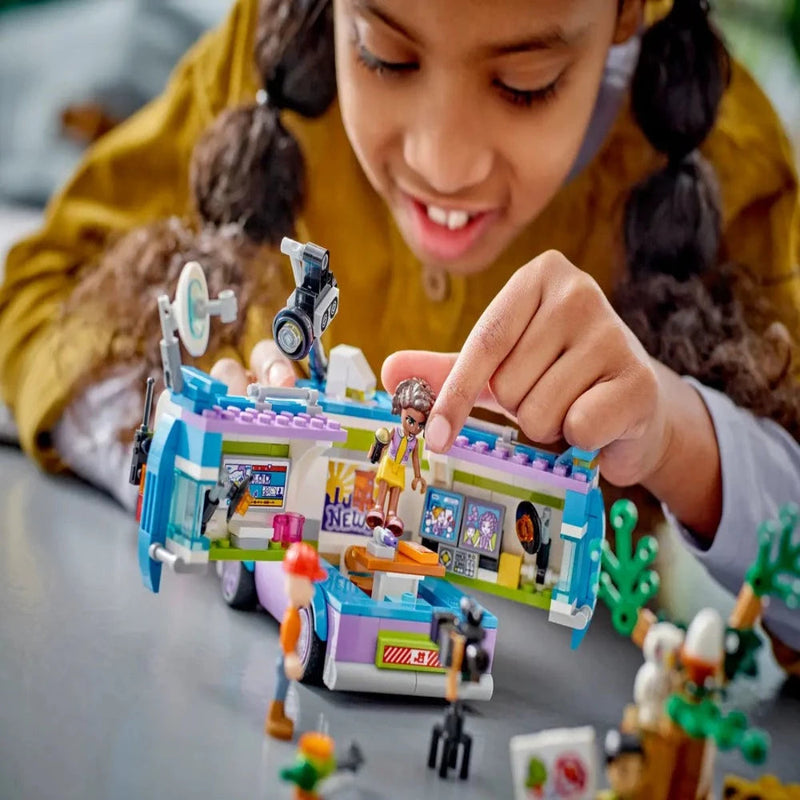 LEGO 41749 Friends Newsroom Van