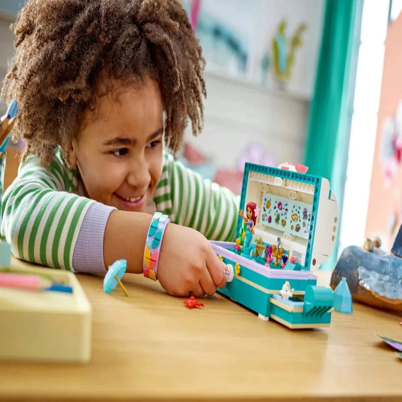 LEGO 43229 Disney Ariels Treasure Chest-Construction-LEGO-Toycra