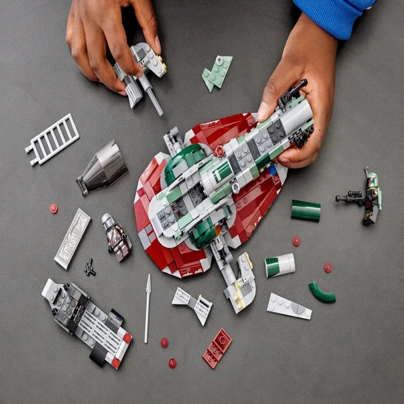 LEGO 75312 Star Wars Boba Fett’s Starship - 593 Pieces