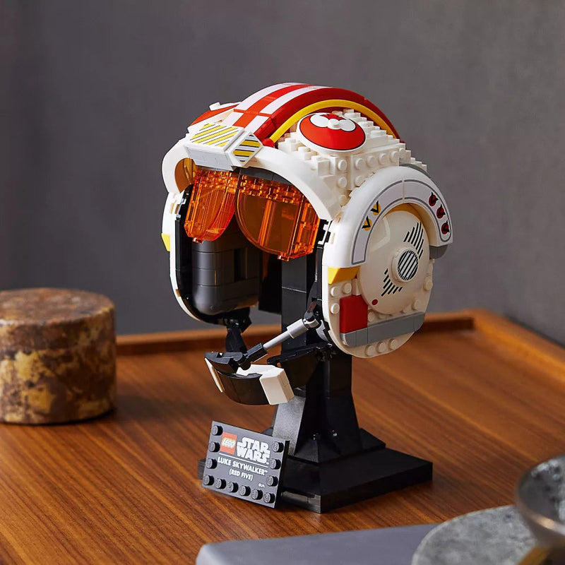 LEGO 75327 Star Wars Luke Skywalker (Red Five) Helmet