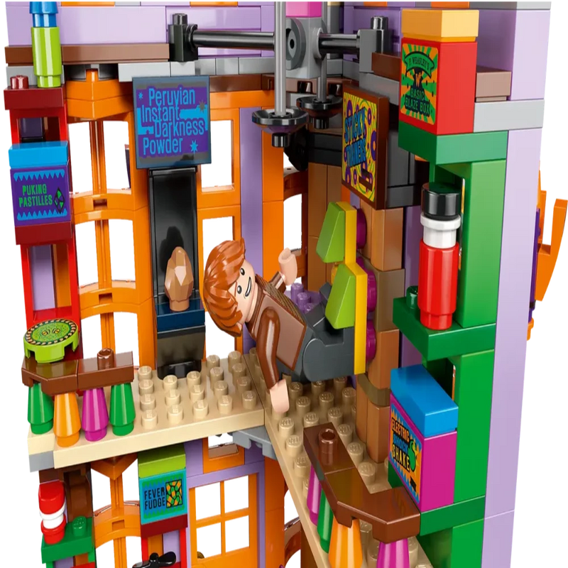 LEGO 76422 Harry Potter Diagon Alley Weasleys Wizard Wheezes
