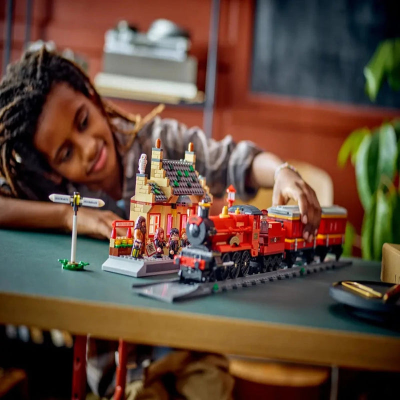 LEGO 76423 Harry Potter Hogwarts Express Train Set with Hogsmeade Station (1074 Pieces)