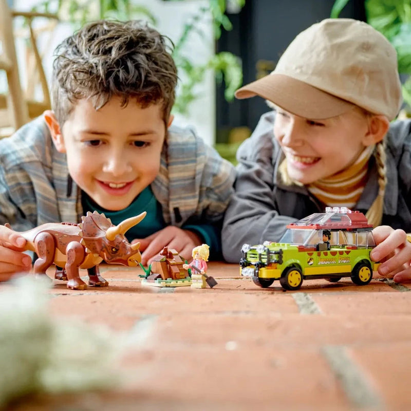 LEGO 76959 Jurassic World Triceratops Research