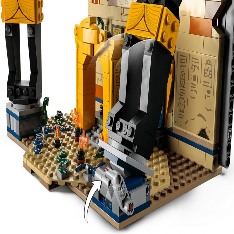 LEGO 77013 Indiana Jones Escape From The Lost Tomb