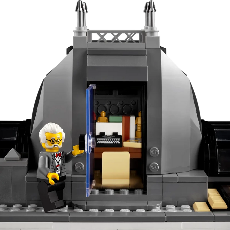 Lego 10326 Icons Natural History Museum (4014 Pieces)