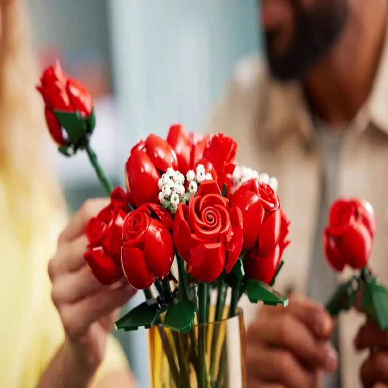 Lego 10328 Icons Bouquet of Roses (822 Pieces )