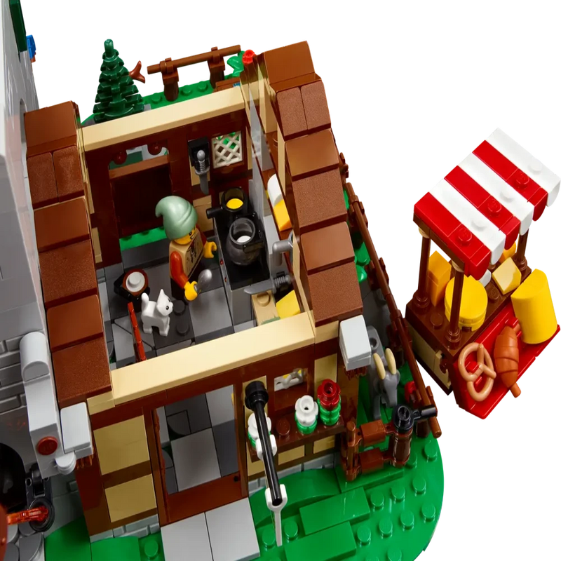 Lego 10332 Icons Medieval Town Square (3304 Pieces)