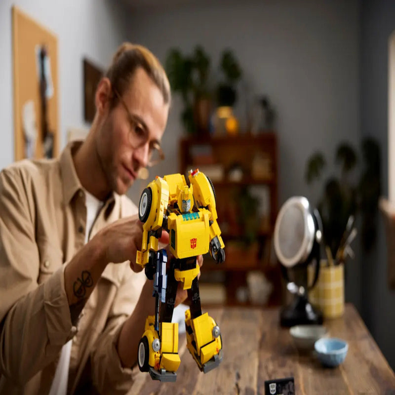 Lego 10338 Icons Bumblebee -950 Pieces