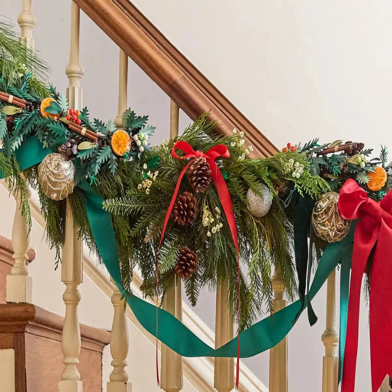 Lego 10340 Icons Wreath (1194 Pieces)