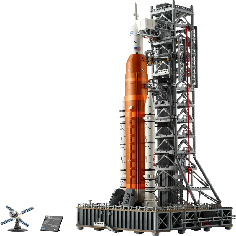 Lego 10341 Icons NASA Artemis Space Launch System (3601 Pieces)