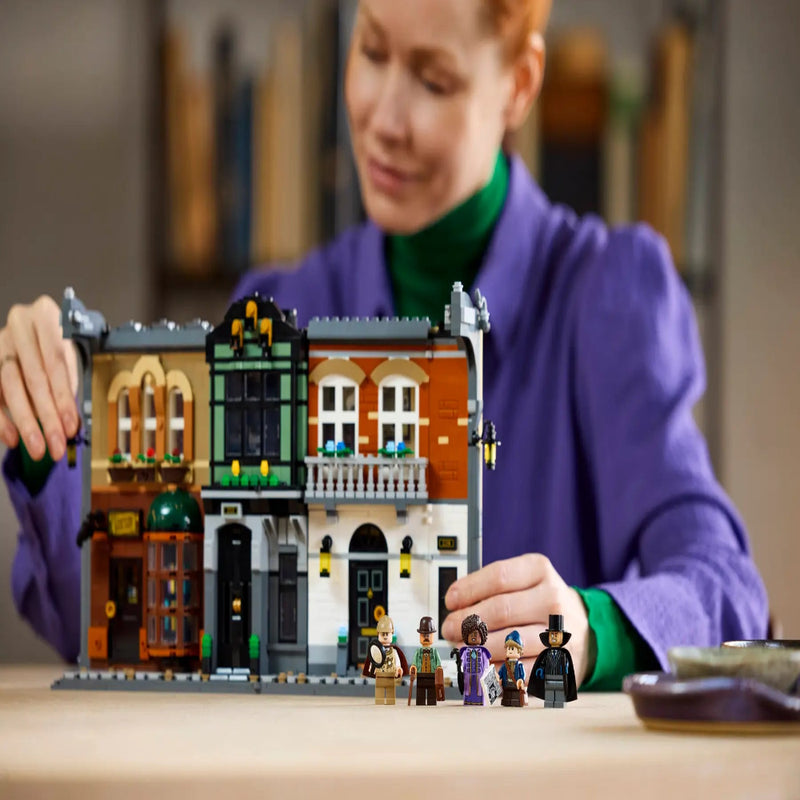 Lego 10351 Icons Sherlock Holmes: Book Nook (1359 Pieces)
