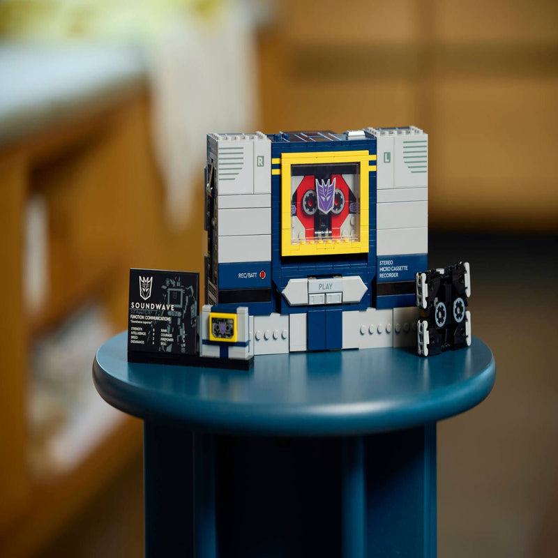 Lego 10358 Icons Transformers: Soundwave (1505 Pieces)