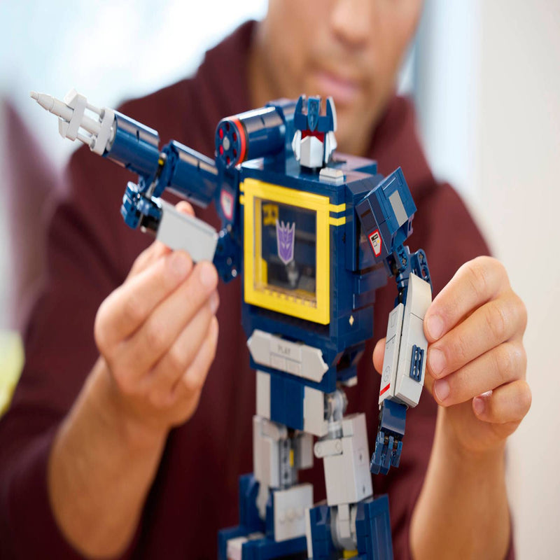 Lego 10358 Icons Transformers: Soundwave (1505 Pieces)
