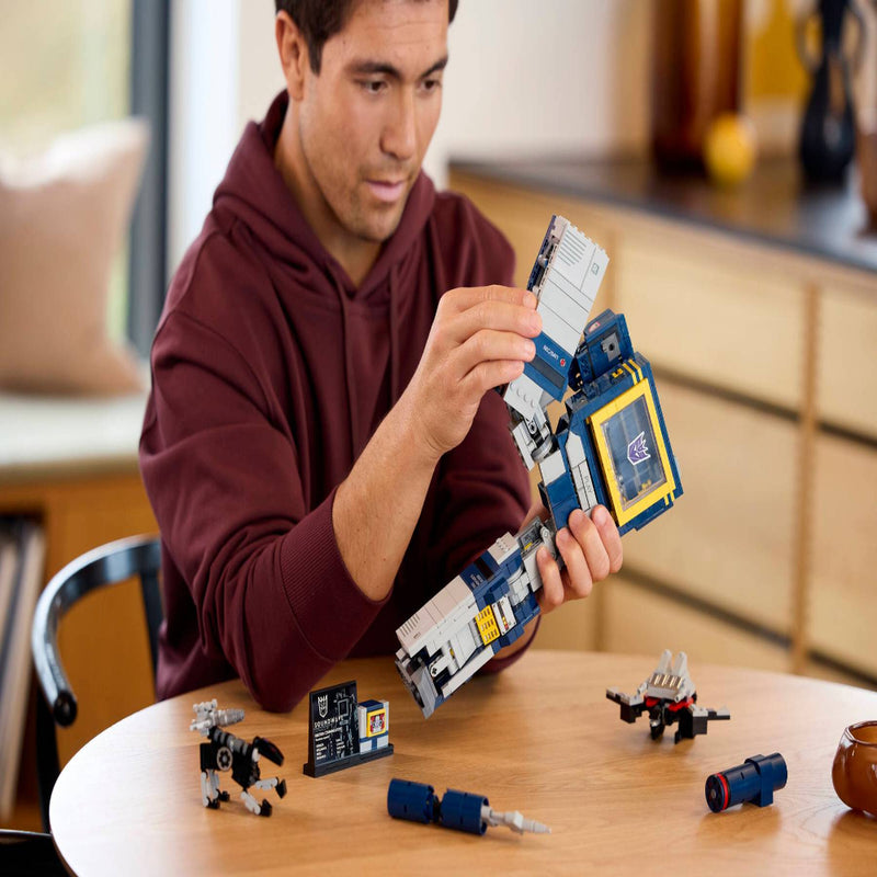 Lego 10358 Icons Transformers: Soundwave (1505 Pieces)