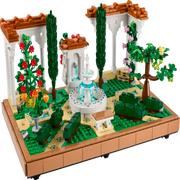 Lego 10359 Icons Fountain Garden (1302 Pieces)