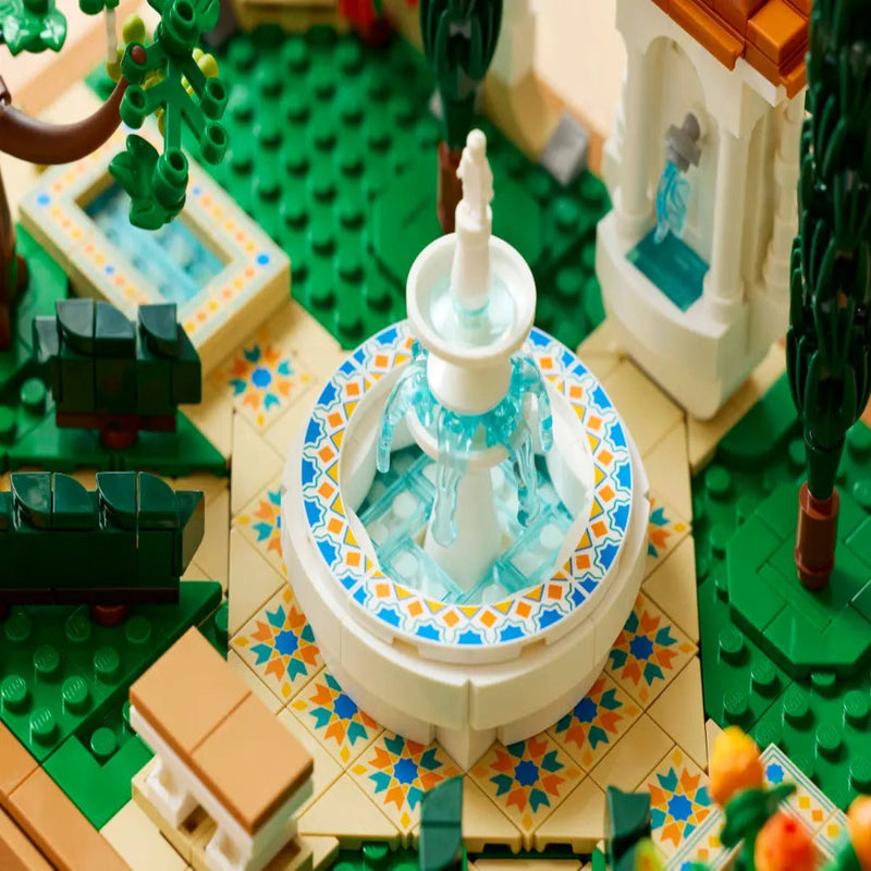 Lego 10359 Icons Fountain Garden (1302 Pieces)