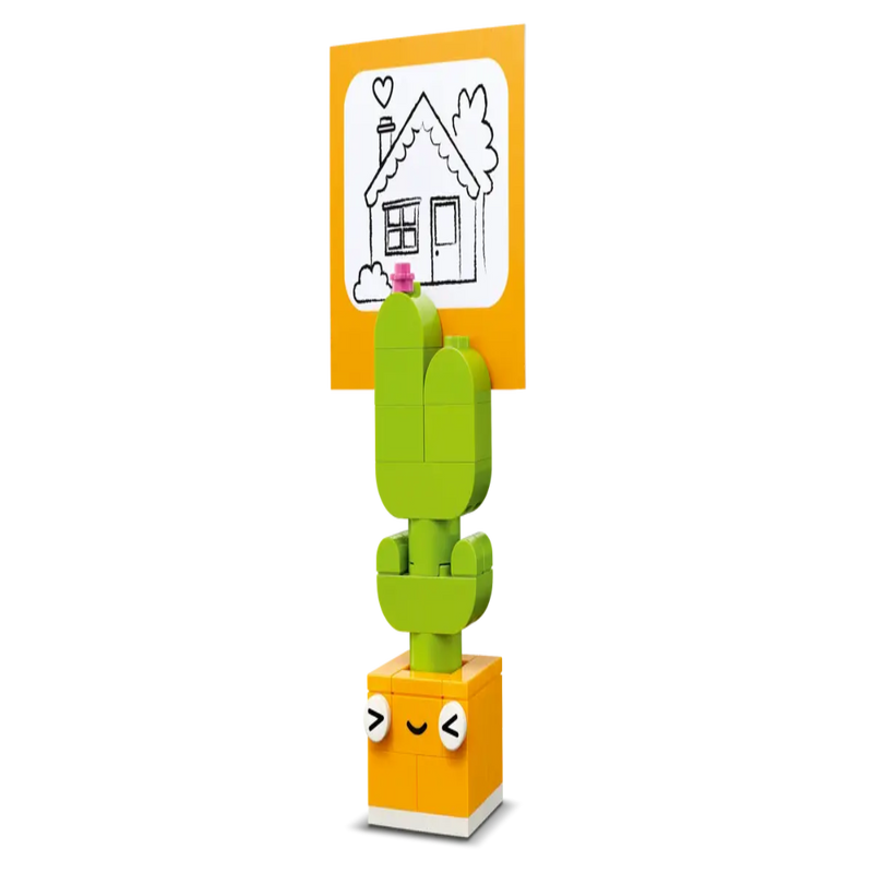Lego 11042 Classic Creative Happy Box (680 Pieces)