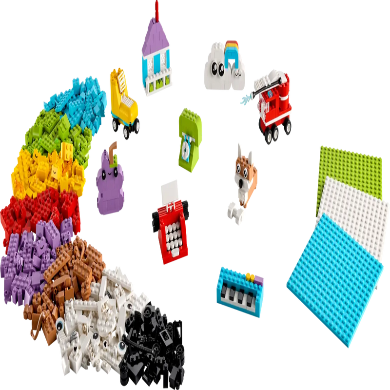 Lego 11044 Classic Creative Build-And-Play Box (750 Pieces)