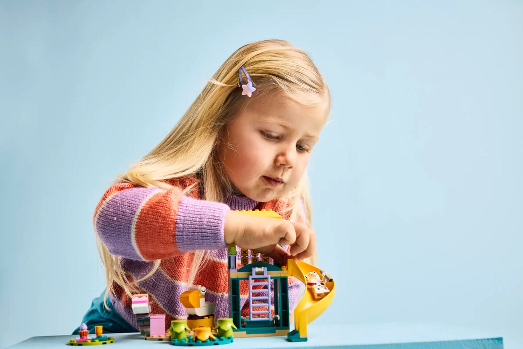 Lego 11201 Bluey Playground Fun With Bluey And Chloe ( 104 Pieces)-Construction-LEGO-Toycra