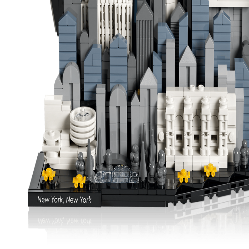 Lego 21066 Architecture New York City –The Big Apple (1465 Pieces)