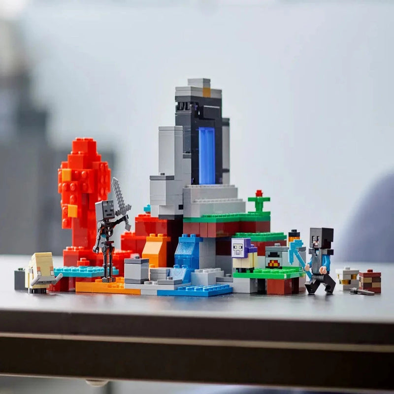 Lego 21172 Minecraft The Ruined Portal (316 Pieces)