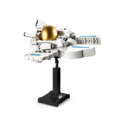 Lego 31152 Creator 3-in-1 Space Astronaut ( 647 Pieces )