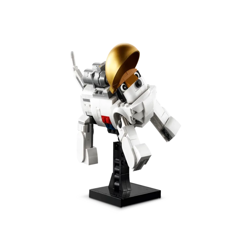 Lego 31152 Creator 3-in-1 Space Astronaut ( 647 Pieces )
