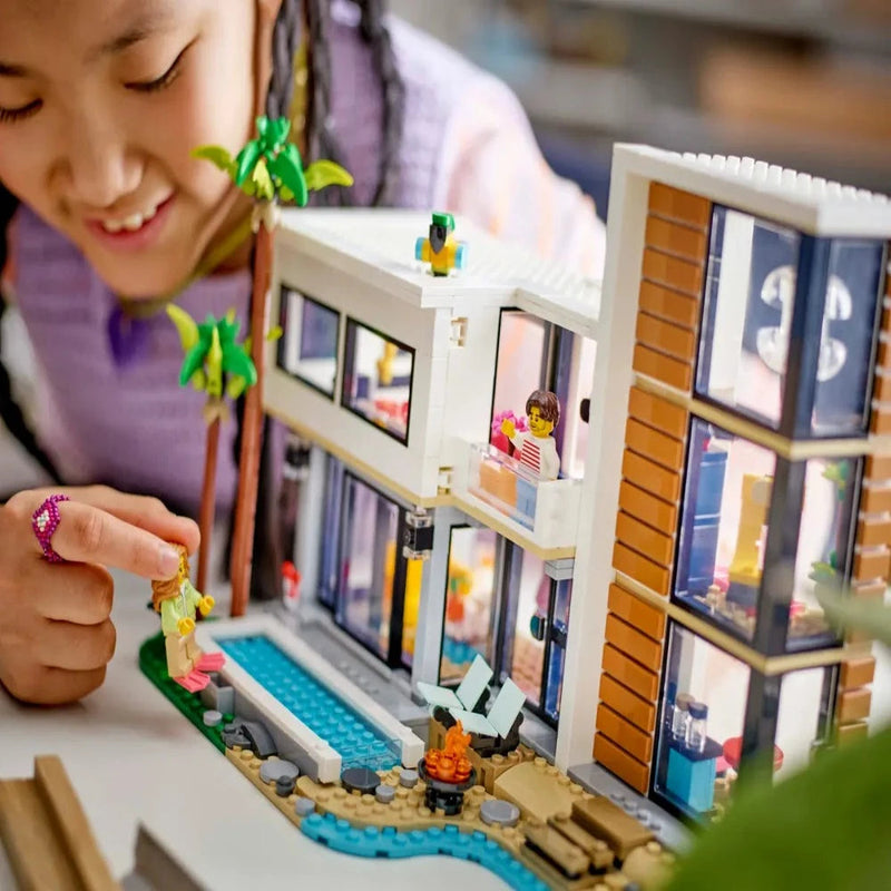 Lego 31153 Creator Modern House (939 Pieces)
